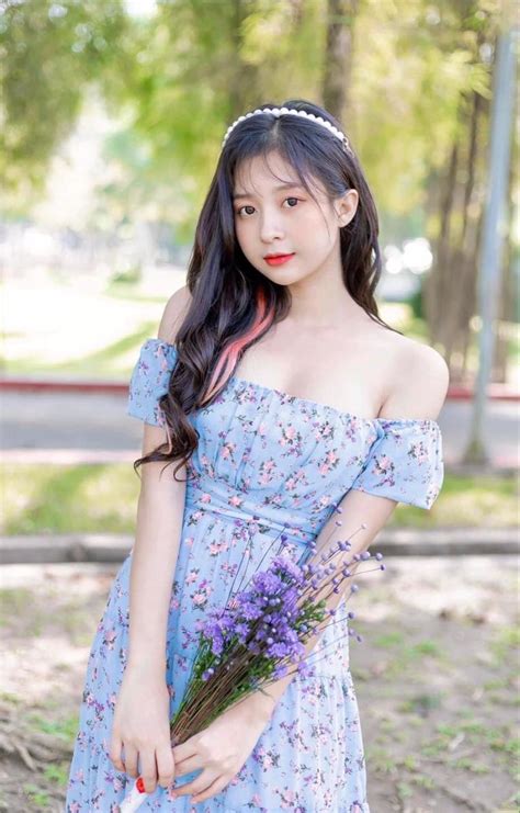 Sexdotz sex tut4k Gái xinh vắng chồng nứng lồn thủ dâm nước .